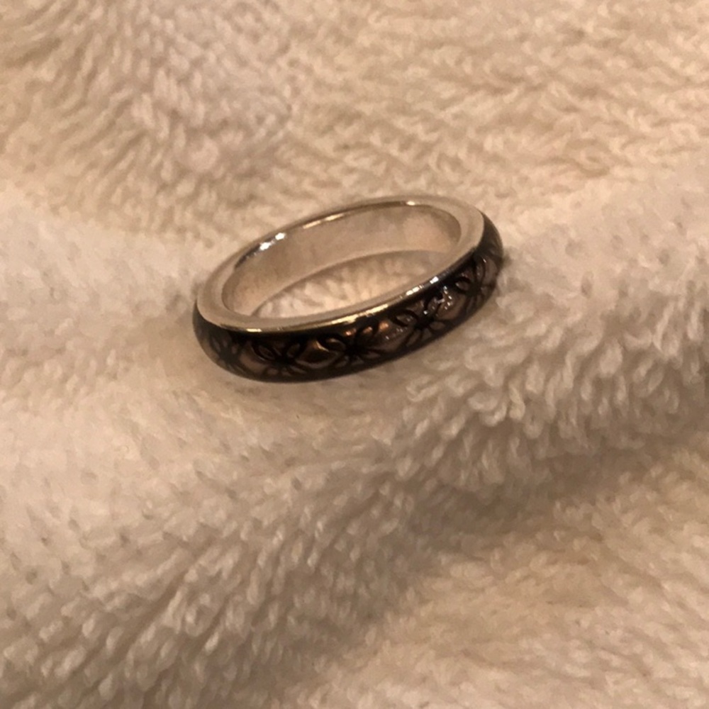 Pandora band